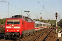 120 127-6 zog am 9.9.12 einen IC durch M�lheim-Styrum.