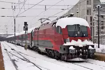 1116 216 mit RJ 166 am 23.2.2013 im Bahnhof Wien West