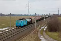Am leider wieder recht wolkenreichen 03.03.13 ist die 372 010-9 mit ihrem gemischten G�terzug zwischen Riesa und Bornitz unterwegs.