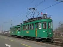 Mit den Basler Rolli am Fasnachtsbummel: Be 2/2 181 und dem B2 1193 auf dem Weg ins Depot Dreispitz. Die Aufnahme stammt vom 03.03.2013.
