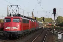 110 428 am 16.9.12 mit zwei 120ern und zwei IC Wagen als Pbz 2477 bei der Durchfahrt durch M�lheim-Styrum.