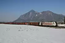 186 281-2 von LM f�hrt am 3.3.2013 mit einem Schrottzug durch Niederaudorf Richtung Italien. In Kufstein ist aber Lokwechsel. Gr��e an den TF!