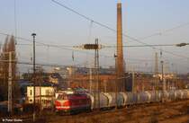 229 173-0 MEG 302 vor Kesselzug, fotografiert in Halle Saale am 25.11.2011