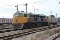 GEK 4022 (Co'Co', de, General Electric, Bj.1963, Fab.Nr. 34871)am 07.Jnner 2013 im Bf. Surat Thani. 

