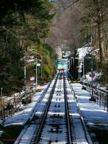 Merkurbergbahn. Talfahrt von Wagen 1 der Standseilbahn zum Bahnhof Merkurwald. 

18.02.2013 Baden-Baden 