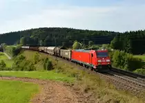 185 368 mit einem G�terzug am 11.09.2012 bei Dettenhofen.