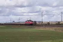 120 109 mit IC 2083 Hamburg-Berchtesgaden/Oberstdorf am 09.03.2013 bei Windsfeld im oberen Altm�hltal zwischen Gunzenhausen und Treuchtlingen.