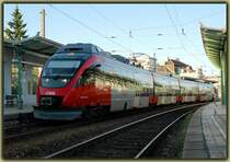 4024 064 auf der Vororteline von Wien Handelskai nach Wien H�tteldorf am 15.8.2006 beim Aufenthalt in Hernals.