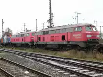 Am 01.12.2012 standen eine 212 der NBE (Nordbayerische Eisenbahn) und 225 002 mit 225 006 in Stendal abgestellt.