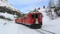Schnee-R�umer-Zug bestehend aus ABe 4/4 46 + 47 und dem Schnee-R�umer Xk 9132 kurz vor Alp Gr�m. (19.01.2013)