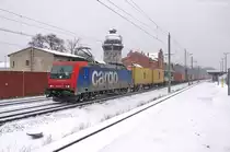 482 046-0 SBB Cargo f�r HSL Logistik GmbH mit einem Containerzug in Rathenow. Nach der �berholung von dem ICE 693, ICE 846/ICE 856 und dem IC 1923, ging die Fahrt in Richtung Stendal weiter. 10.03.2013