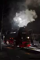 99 7237 wird am Abend des 04.03.2013 nach Wernigerode gerade versorgt.