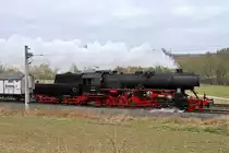 Dampfsonderzug E 75918 / E 75919  Burg Eppstein  mit der 52 4867 der Historischen Eisenbahn - 03.03.2013  --  Rauchkammer voraus zur�ck nach Frankfurt, zwischen Lindenholzhausen und Niederbrechen  --  Weitere Fotos siehe auch auf http://www.schmalspuralbum.de/ und http://www.FGF-Fotoalbum.de/