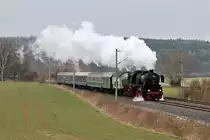 Dampfsonderzug E 75918 / E 75919  Burg Eppstein  mit der 52 4867 der Historischen Eisenbahn - 03.03.2013  --  Rauchkammer voraus zur�ck nach Frankfurt, zwischen Lindenholzhausen und Niederbrechen  --  Weitere Fotos siehe auch auf http://www.schmalspuralbum.de/ und http://www.FGF-Fotoalbum.de/