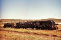 Eine Beyer-Garratt der Klasse GMAM (Achsfolge 2D1+1D2) rangiert im November 1976 in Mosselbaai
