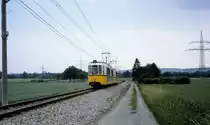 Stuttgart SSB SL 6 (GT4 523) zwischen den Haltestellen Rohrer Strasse und M�hringen Bad im Juli 1979.
