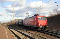 HGK 145-CL 011 mit Kohlezug aus Osten kommend zur Weiterfahrt Richtung S�den. Aufgenommen am 25.11.2012 in Eichenberg.