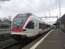 RABe 523 023 + 523 020 am 10.3.2013 in Morges als Leermaterialzug nach Genf