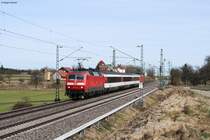 120 134-2 und 120 126-8 (am Zugende) mit dem IC 2567 (Stuttgart-Rottweil) bei Eutingen (Gu). Aufgenommen am 16.03.2013.