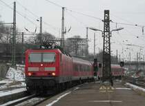 143 306-9 erreicht am 18. Mrz 2013 mit einem RE nach Cottbus Hbf den Dresdener Hbf.