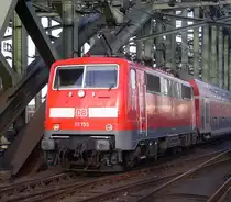 111 155 am 11.09.10 auf der Hohenzollernbr�cke in K�ln Richtung K�ln-Messe/Deutz.