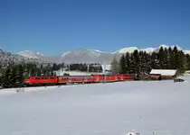 111 211 mit einer RB nach Mittenwald am 16.03.2013 bei Schmalenseeh�he.