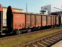 Ealos-t,31805931263-3 ist f�r Ladegut-Rohholz vorgesehen; Durchfahrt Passau-Hbf, von �sterreich kommend; 130316