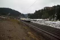 Eine Prima II h�ngt am 21.03.2013 am Zugschluss eines Messzuges gezogen von einer BR 186 bei F�rtschendorf. 