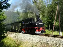 99 1568-7 am 19.09.2009 kurz vor dem Bahnhof Schl�ssel.