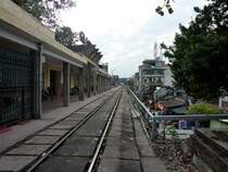 Der Bahnhof Hanoi Long Bien am 17.12.2012. Von hier fahren u.a. die Z�ge nach Haiphong an der Ha Long Bucht.