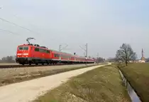 111 019-6 mit einem RE bei �bersee, aufgenommen am 24. M�rz 2013.