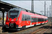 442 293  Mittelhessen Express  als RB aus Gie�en am 24.03.13 in Hanau