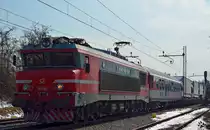 S� 363-021 zieht LkW-Zug durch Maribor-Tabor Richtung S�den. /16.3.2013