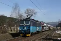 372 014-1 mit einem Autozug in Krippen. Die Lok brachte den Zug bis Bad Schandau und fuhr dann Lz zur�ck in Richtung Decin. Fotografiert am 24.03.2013. 