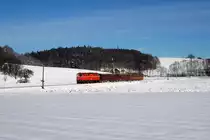 M�glicherweise schon historisch: 2095.013 vor P 6809 bei Hofstetten-Gr�nau am 13.12.2012. Nur wenige Wochen danach sollte die Maschine einen Getriebeschaden erleiden und ist seitdem abgestellt.
