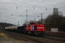 DH712 (92 80 1271 029-1 D-HGK) der HGK am 31.12.2012 mit G�terzug in K�ln-West