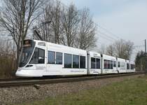 Tango mit der Betriebsnummer 166 und der Vollwerbung f�r die Firma Clariant kurz nach der Haltestelle K�nelmatt auf der Linie 10. Die Aufnahme stammt vom 02.04.2013.