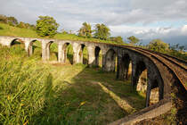 Der Kreisviadukt des TTA mit seinen 10 Arkaden. W�hrend Streckenbegehung am 13. M�rz 2013, 16:52