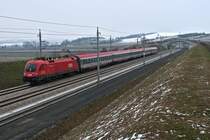 1116 260  Sicher durch Europa , unterwegs mit REX 1940 Richtung St. P�lten. Perschling, am 03.04.2013.