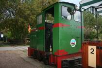 Gr�ne Ns2f der Niederw�rschnitzer Ziegeleibahn/Feldbahn am 3.10.2012 zum  Tag der Deutschen Einheit  im Haltepunkt Alte Ziegelei.