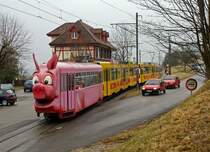 BLT: Zusammen mit einer Be 4/8 Doppeltraktion leistete der B 1322 w�hrend der Basler Fasnacht 2009 noch wertvolle Dienste auf dem Streckenabschnitt Basel-Heuwaage - Rodersdorf. Diese Aufnahme ist am 2. M�rz 2009 in Leymen entstanden.

Foto: Walter Ruetsch 