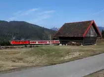 Die 111 005 mit einer RB am 04.04.2013 unterwegs bei Schmalenseeh�he.