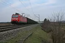 185 100-5 mit einem leeren Red-Bull-Zug nach �sterreich am Abend des 27.03.13 bei H�gelheim.
