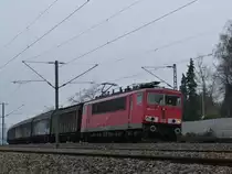 155 134 f�hrt am 05.04.13 mit einem G�terzug auf der Strecke Stuttgart-Ulm (KBS 750!) Eingefangen zwischen Oberesslingen und Esslingen-Zell!