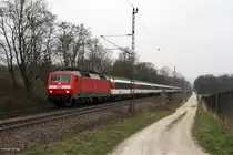 120 130-0 mit dem EC 6 Chur-Hamburg bei Rastatt-Niederb�hl. Aufgenommen am 27.03.2013.