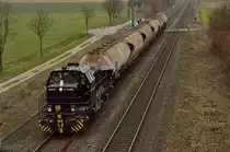 Auf dem Nachhauseweg von Allerheiligen nach Rheydt kam ich an Kapellen/Erft vorbei, als ich aus der Ferne die MRCE G 1000 BB/50578 mit einem Kalksilowagenzug �ber die Erftbahn von Holzheim her kommen sah und diese Foto scho�. 5.4.2013