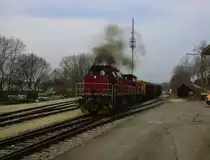 Ein G�terzug der HzL war am Nachmittag des 04.04.2013 auf dem Weg nach Gammertingen, als er im Bahnhof Hechingen Landesbahn beschleunigte.