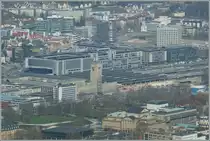 Damals war der Fotografenstandpunkt noch  �ffentliches, allgemein zug�ngliches Gel�nde ; heute ist der Fernsehturm gesperrt und die Umgestaltung des Hbf von Stuttgart wohl auch schon etwas fortgeschritten.
29. M�rz 2012