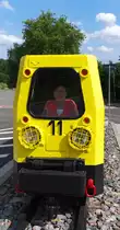 Lokf�hrer - Ausbildung - Nachdem Ivie die erste Stufe ihrer Ausbildung  Unfallfreies fahren ihrer HO Ludmilla auf der Modellbahnanlage  mit Erfolg absolviert hatte, ging es am 18.Juli 2012 zum n�chsten Ausbildungsabschnitt.

Unter Tage werden sie nicht mehr gebraucht. Grubenlok 11 der Saarbergwerke als Denkmal auf dem Busbahnhofsplatz (ehemals Bahnhofsvorplatz) beim Hp. Schiffweiler.