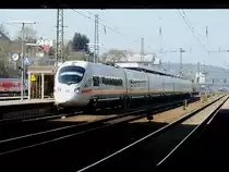 Passau-Hbf 10:39, h�chste Zeit f�r die Abfahrt des ICE21 nach Wien-West; 130316